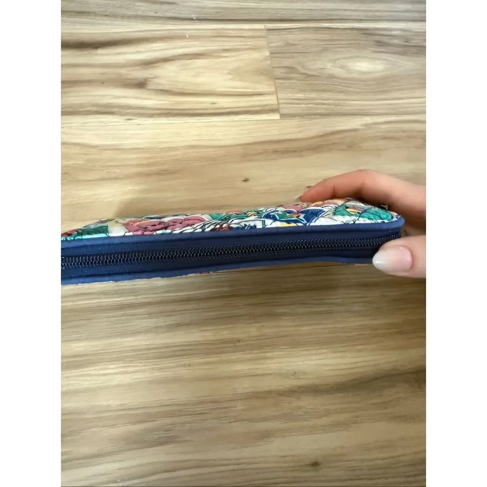 Vera Bradley Womens Multicolor Cuban Stamps Quilted Grab and Go Wristlet Wallet - Picture 4 of 7